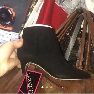 Sam Edelman Kinsey Bootie heels size 5.5 ($140 msrp)